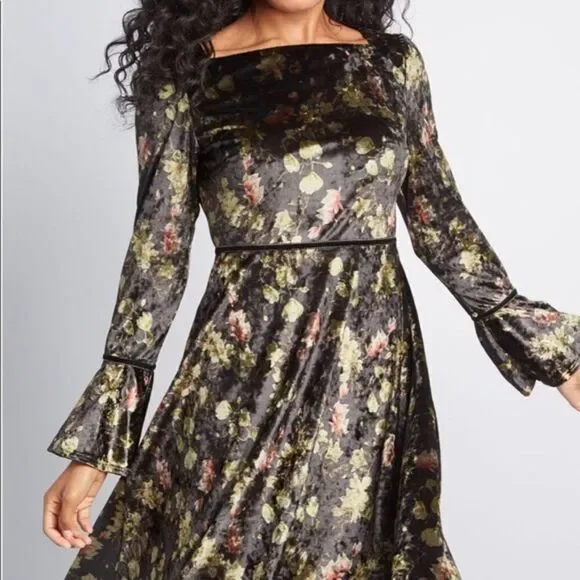 Floral Black Dress - Picture 4 of 13